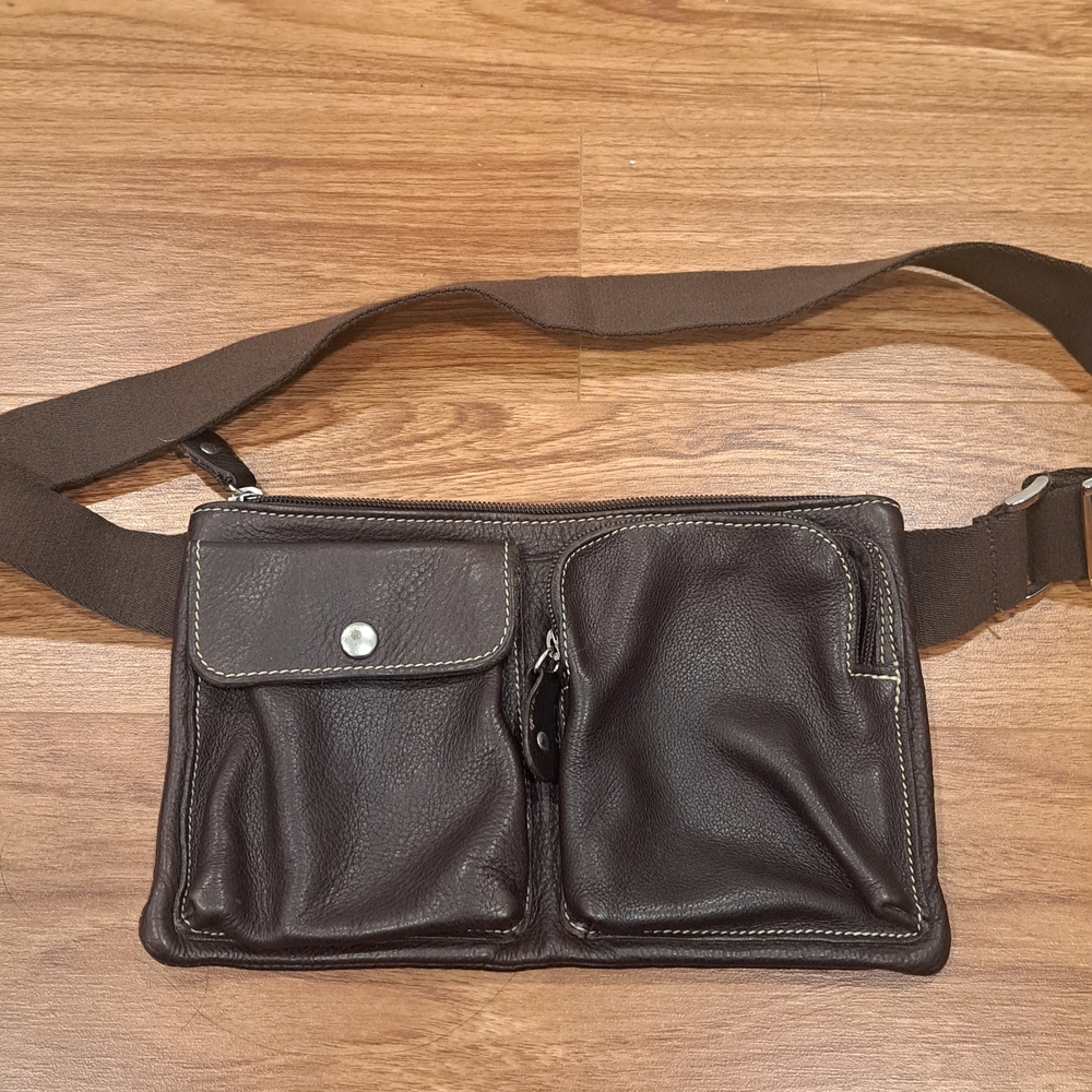 Roots Dark Brown Pebble Leather Waist Belt Bag Pouch Fanny Made In Canada